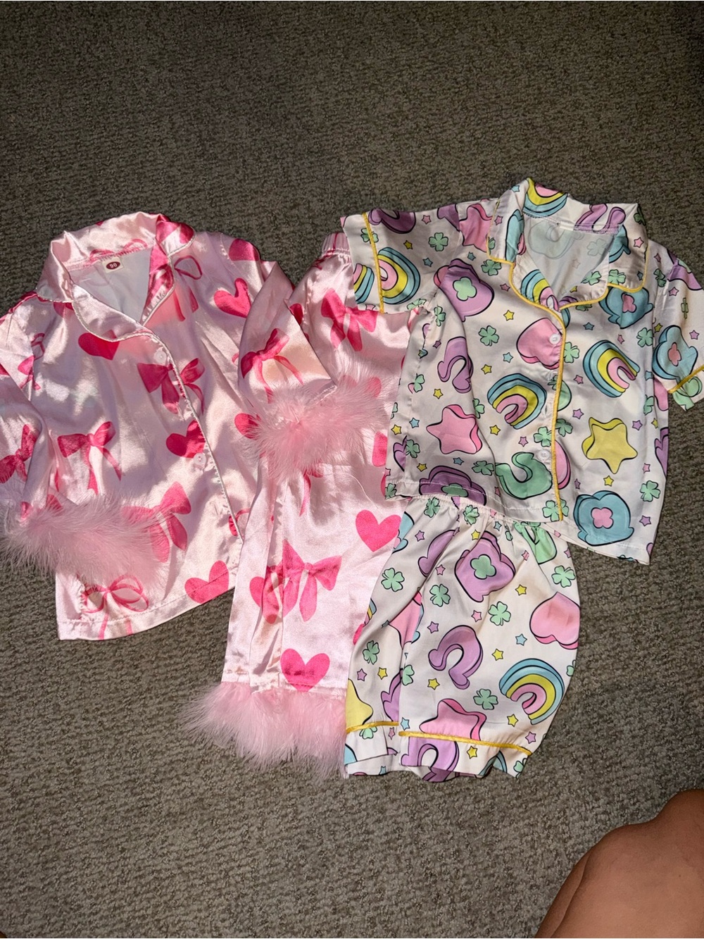 Girls Pink Satin Heart & Pastel Rainbow Pajama Set - Brand Unspecified